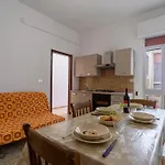 10 Metri Dal Mare Casa Rita *